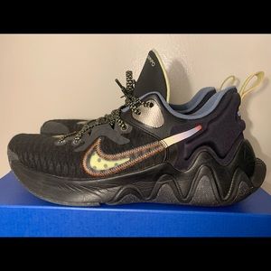 NIKE GIANNIS immortality “force fields”